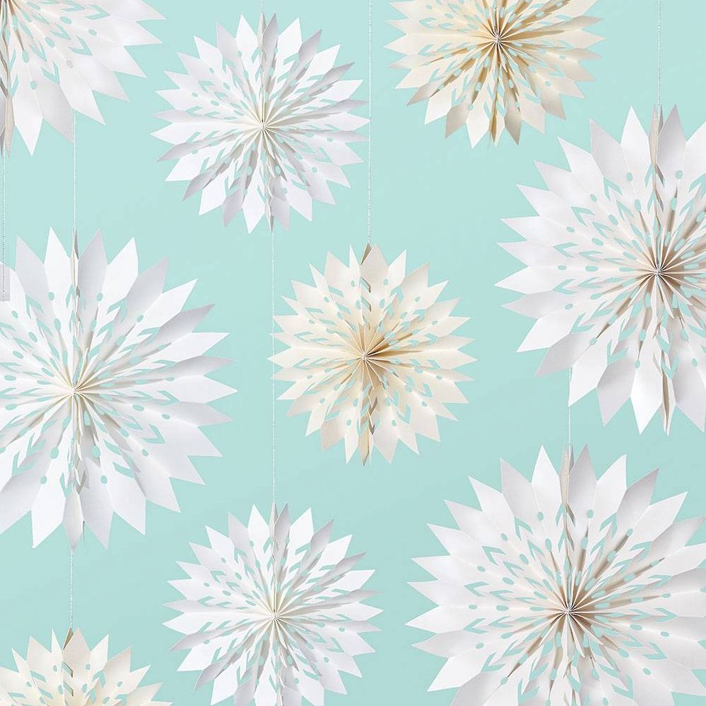Snowflake Garland Kit