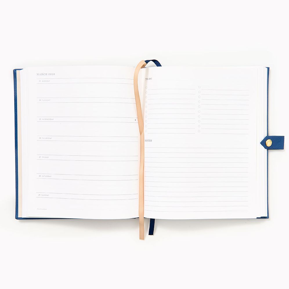 2025-2026 Paper Source Chicago Ave Weekly Desk Planner - Image 2