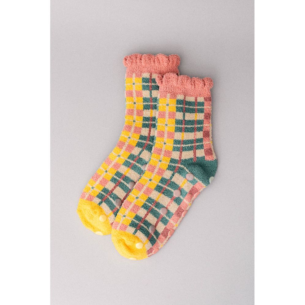 Cozy Grip Socks. Pink Plaid