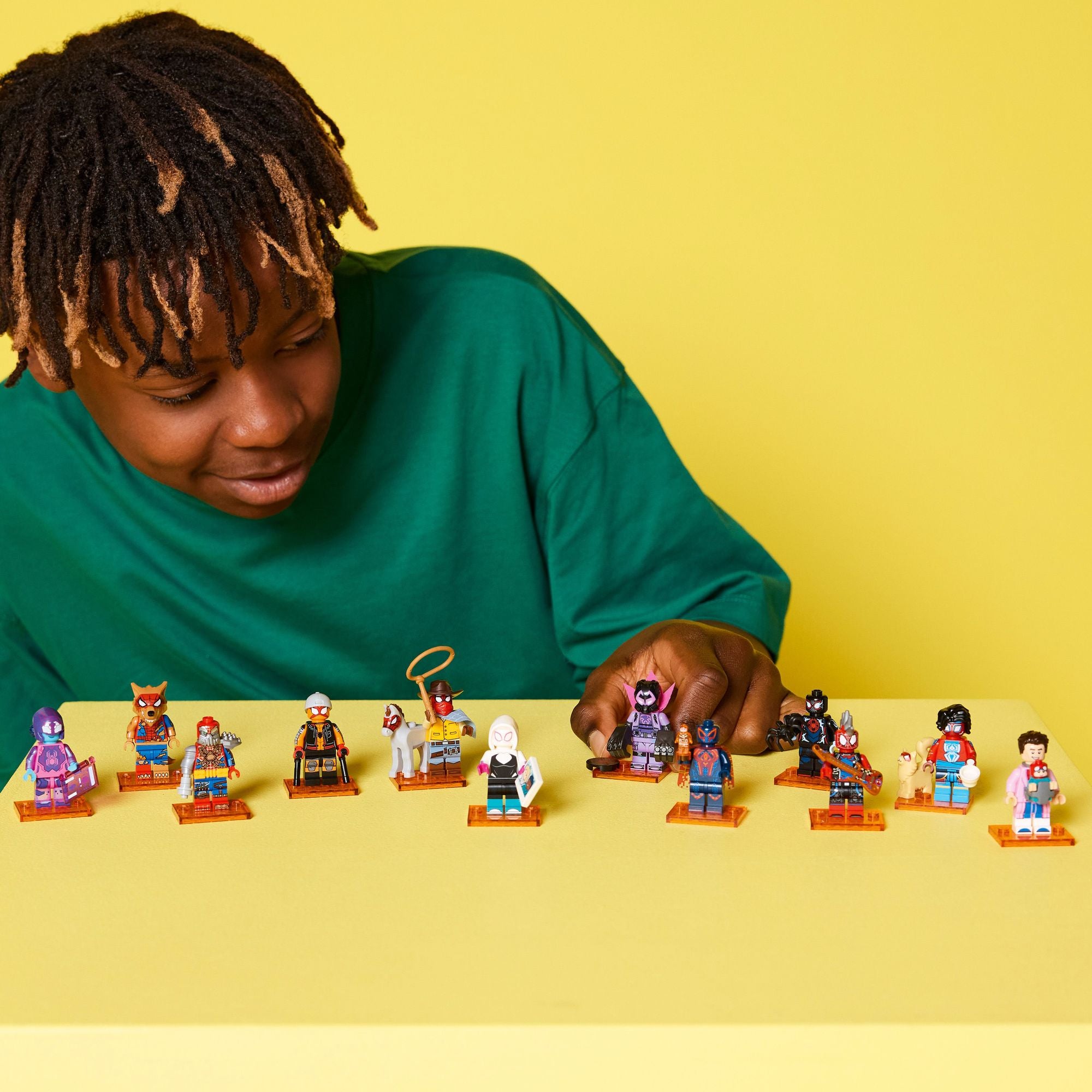LEGO Minifigures Spider-Man: Across the Spider-Verse 71050 - Image 5